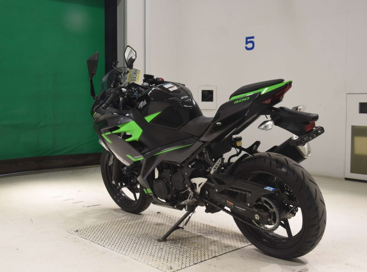 Мотоцикл Kawasaki NINJA400 с пробегом 17221 km