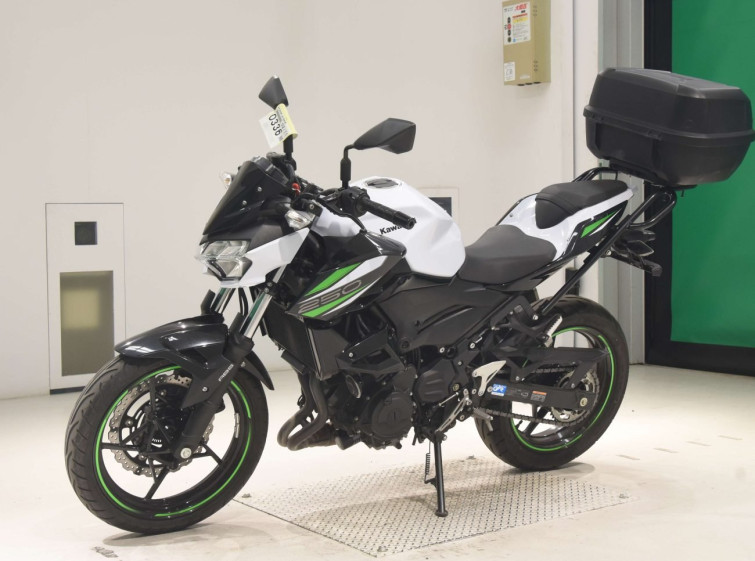 Мотоцикл Kawasaki Z250 с пробегом 7341 km