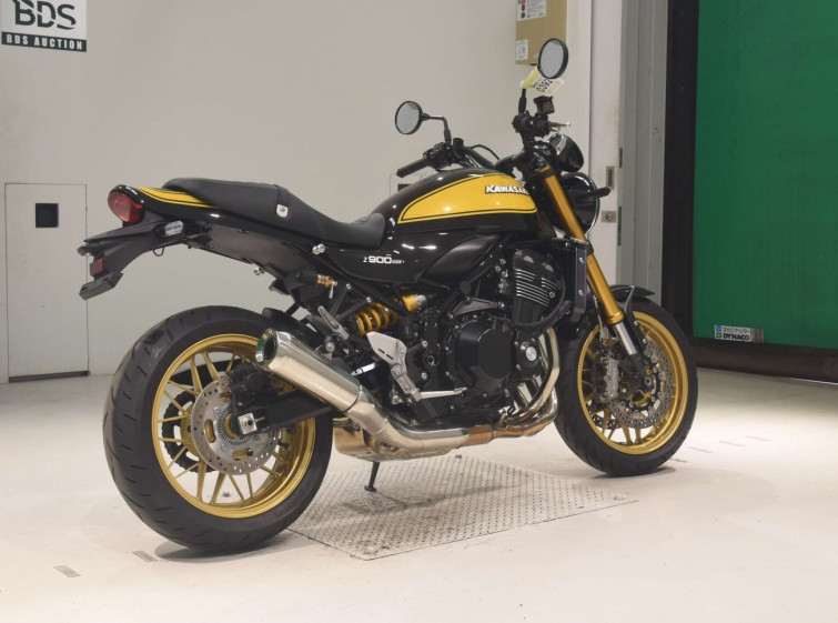 Мотоцикл Kawasaki Z900RS SE з пробігом 3122 km