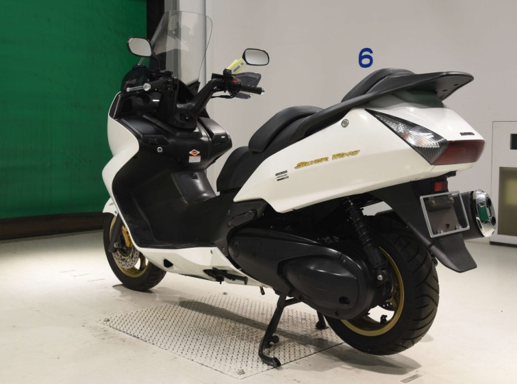 Мотоцикл Honda SILVERWING600A с пробегом 18966 km