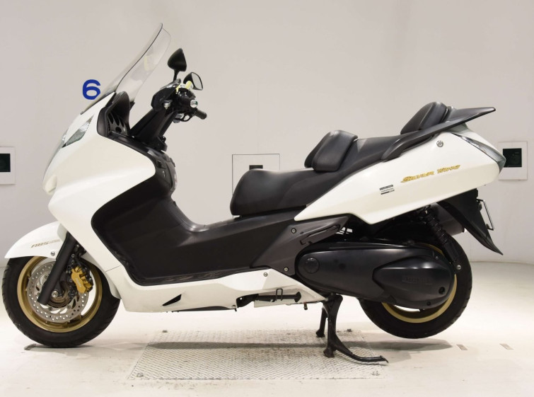 Мотоцикл Honda SILVERWING600A с пробегом 18966 km