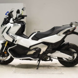 Мотоцикл Honda X-ADV750-2 з пробігом 1855 km