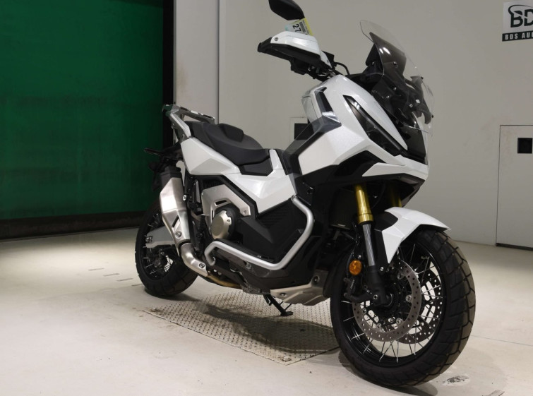 Мотоцикл Honda X-ADV750-2 з пробігом 1855 km