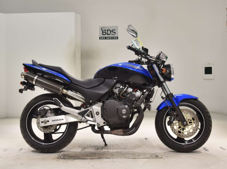 Мотоцикл Honda HORNET CB250F с пробегом 3276 km