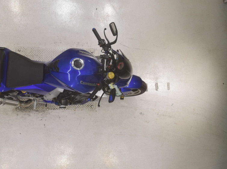 Мотоцикл Kawasaki Z1000