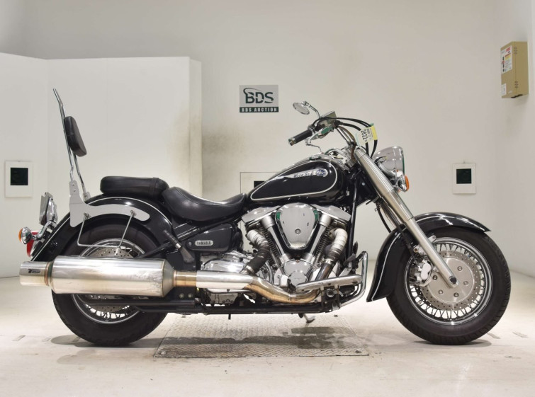 Мотоцикл Yamaha ROADSTAR XV1600