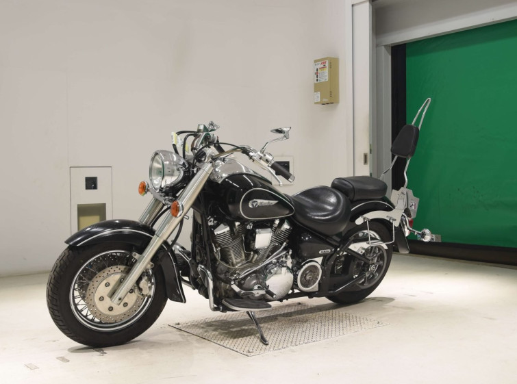 Мотоцикл Yamaha ROADSTAR XV1600
