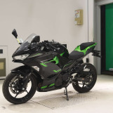 Мотоцикл Kawasaki NINJA400
