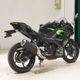 Мотоцикл Kawasaki NINJA400