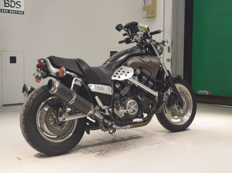 Мотоцикл Yamaha V-MAX1200