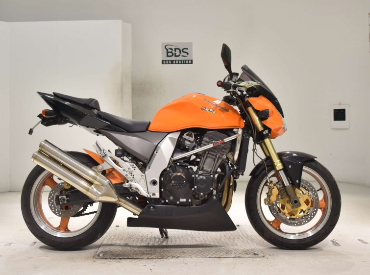 Мотоцикл Kawasaki Z1000