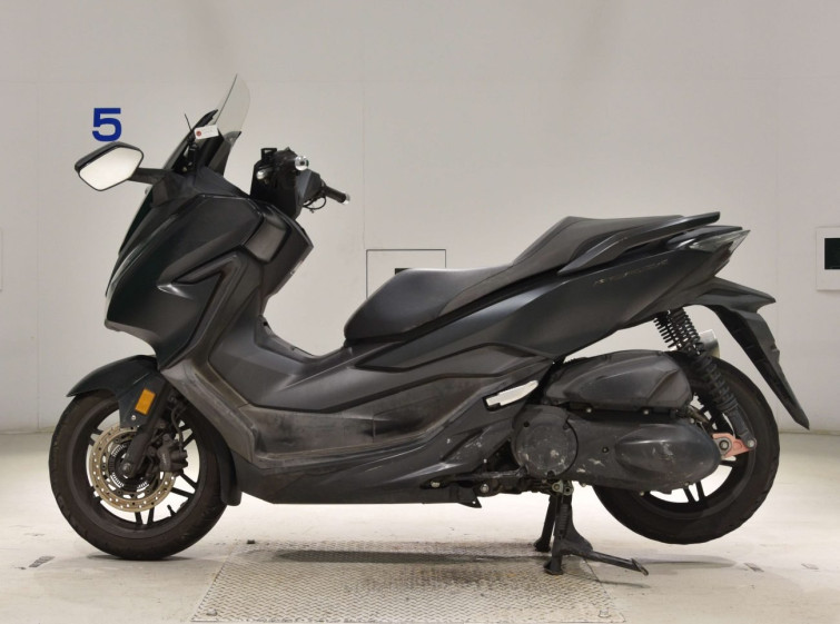 Мотоцикл Honda FORZA с пробегом 37239 km