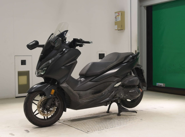 Мотоцикл Honda FORZA с пробегом 37239 km