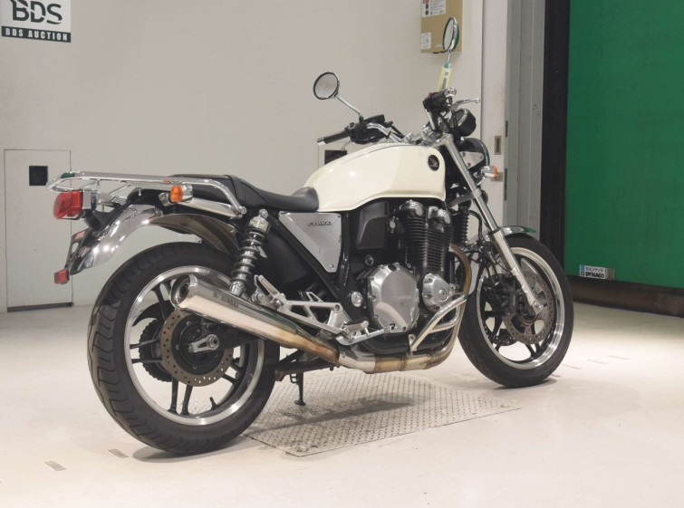 Мотоцикл Honda CB1100 з пробігом 21478 km