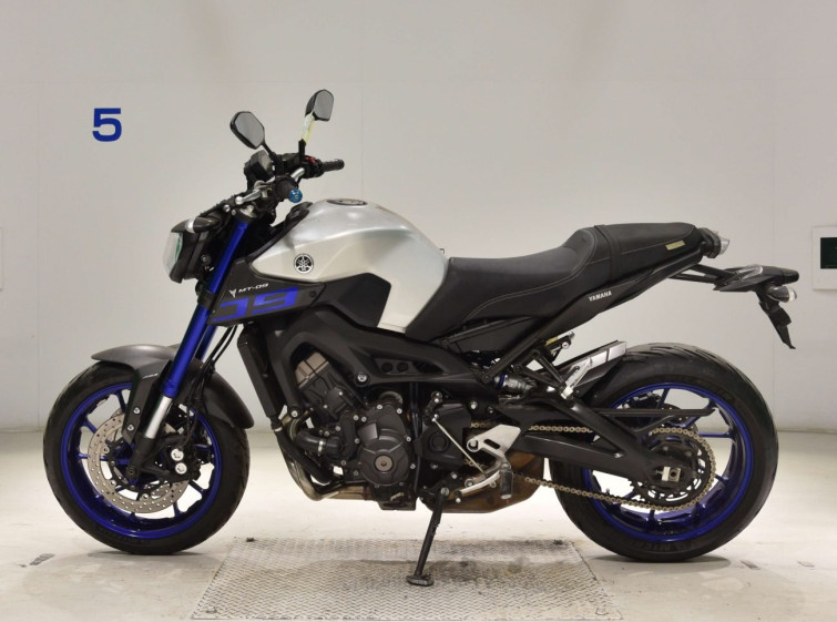 Мотоцикл Yamaha MT-09A с пробегом 35500 km