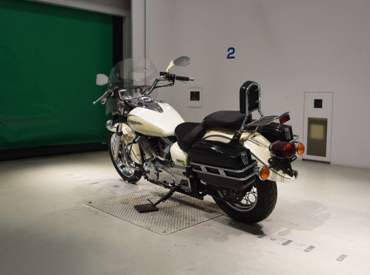 Мотоцикл Yamaha DRAGSTAR XVS250 с пробегом 28267 km