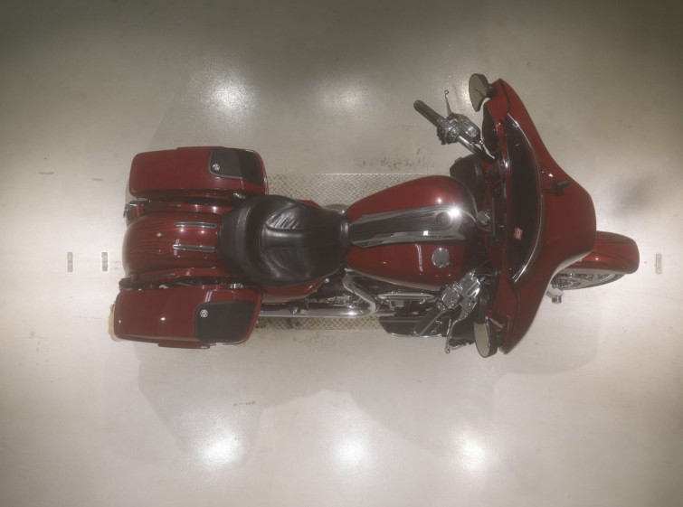 Мотоцикл HD STREET GLIDE FLHXSE1800 з пробігом 126379 km