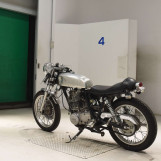 Мотоцикл Yamaha SR400 с пробегом 2561 km