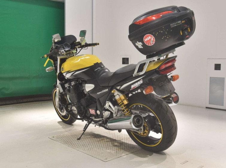 Мотоцикл Yamaha XJR1300 з пробігом 53307 km