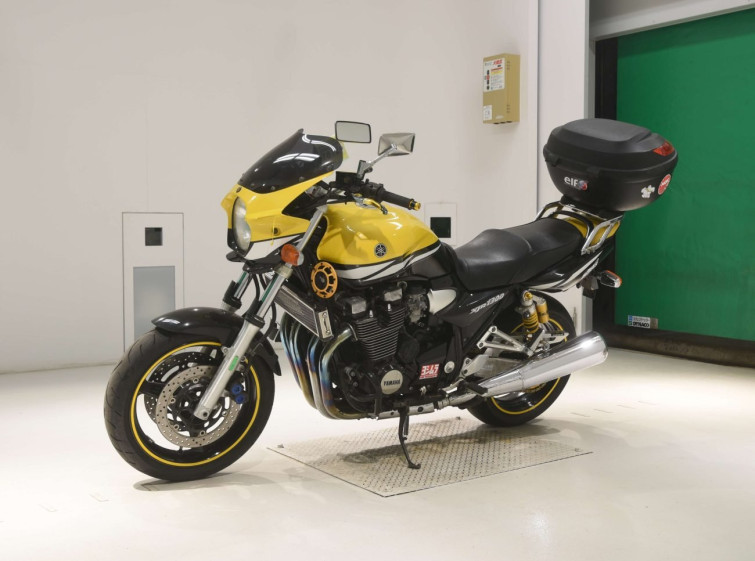 Мотоцикл Yamaha XJR1300 з пробігом 53307 km