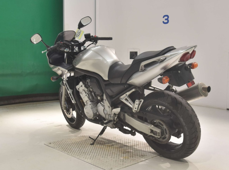 Мотоцикл Yamaha FZS1000 FAZER