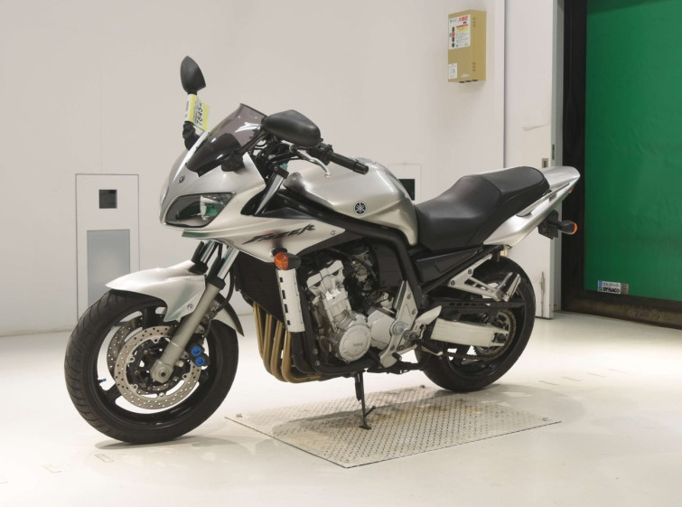 Мотоцикл Yamaha FZS1000 FAZER