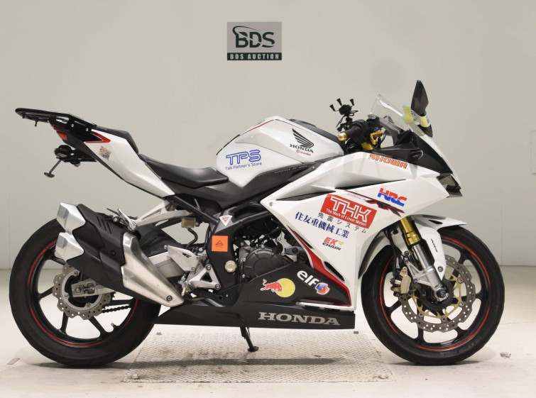 Мотоцикл Honda CBR250RRA