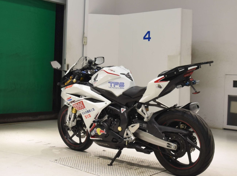 Мотоцикл Honda CBR250RRA