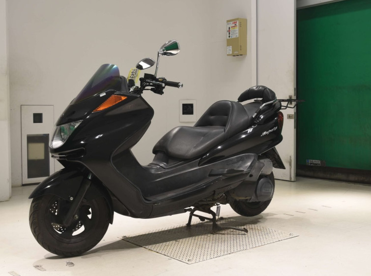 Мотоцикл Yamaha MAJESTY 250C с пробегом 35213 km