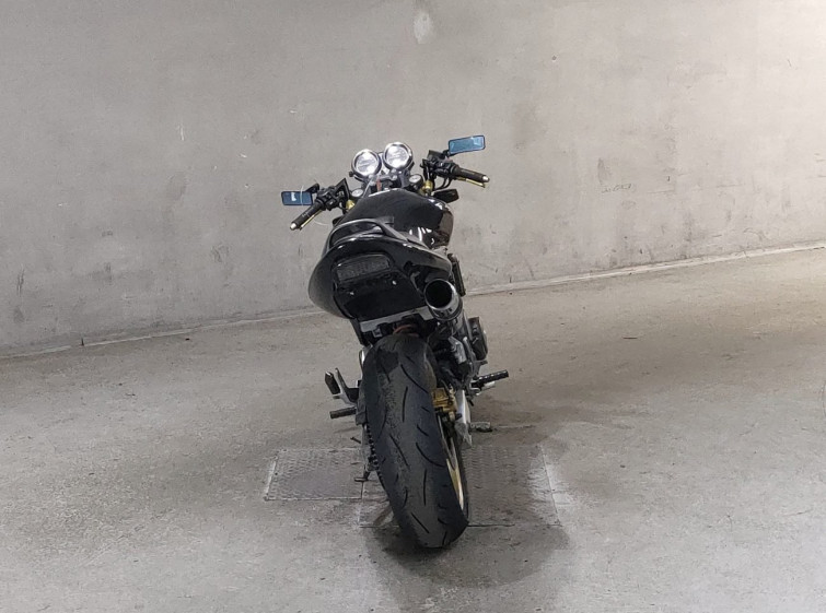 Мотоцикл Honda HORNET CB250F с пробегом 27178 km