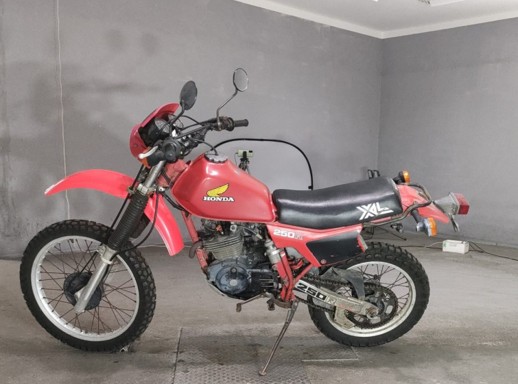 Мотоцикл Honda XL250R з пробігом 27375 km