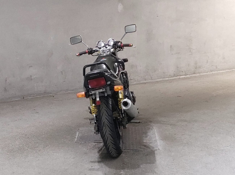 Мотоцикл Honda CB400SF з пробігом 75829 km