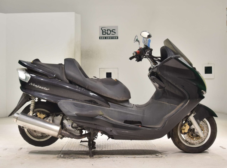 Мотоцикл Yamaha MAJESTY 250C
