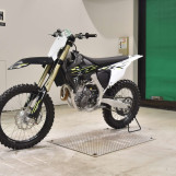 Мотоцикл Triumph TF450X