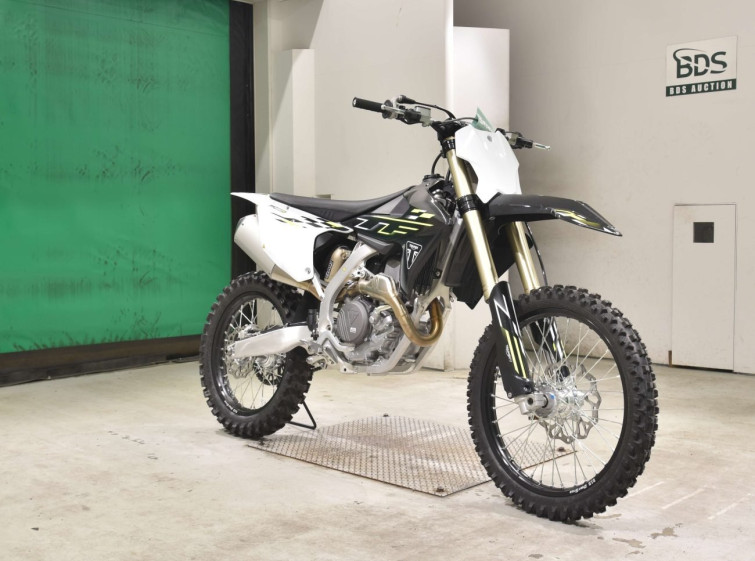 Мотоцикл Triumph TF450X