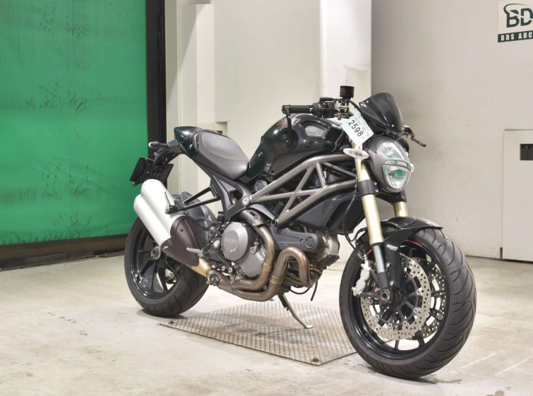 Мотоцикл Ducati MONSTER 1100EVO з пробігом 26524 km