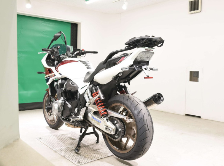 Мотоцикл Honda CB1300SF с пробегом 17431 km