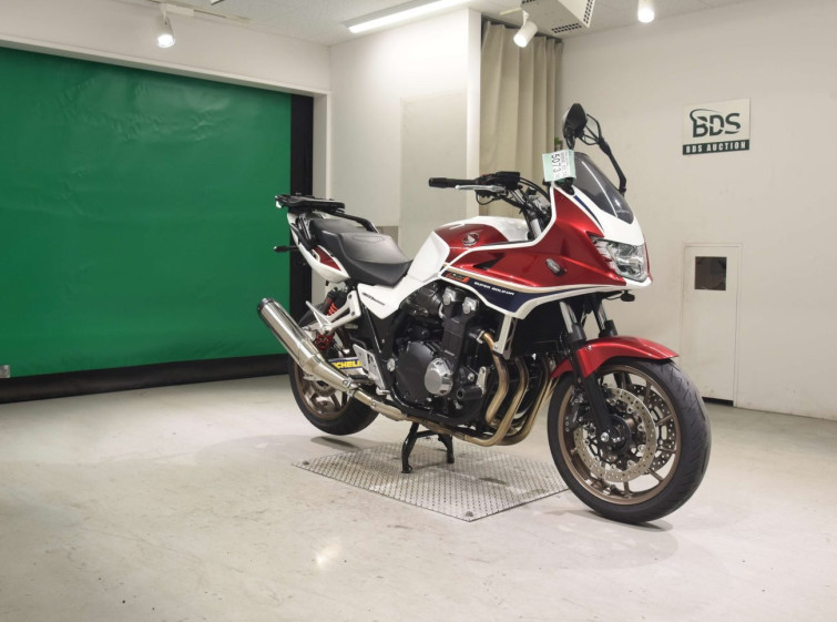 Мотоцикл Honda CB1300SF с пробегом 17431 km