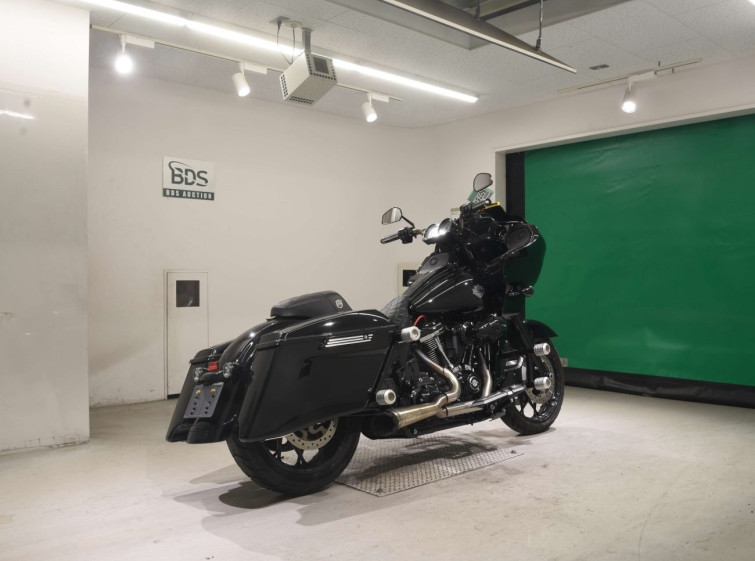 Мотоцикл HD SOFTAIL FXDRS1870 з пробігом 32823 km