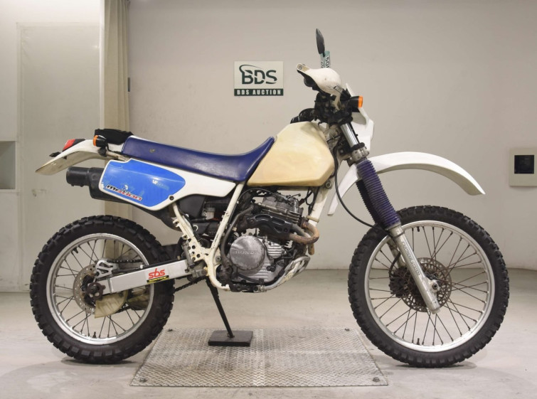 Мотоцикл Honda XR250 з пробігом 59677 km