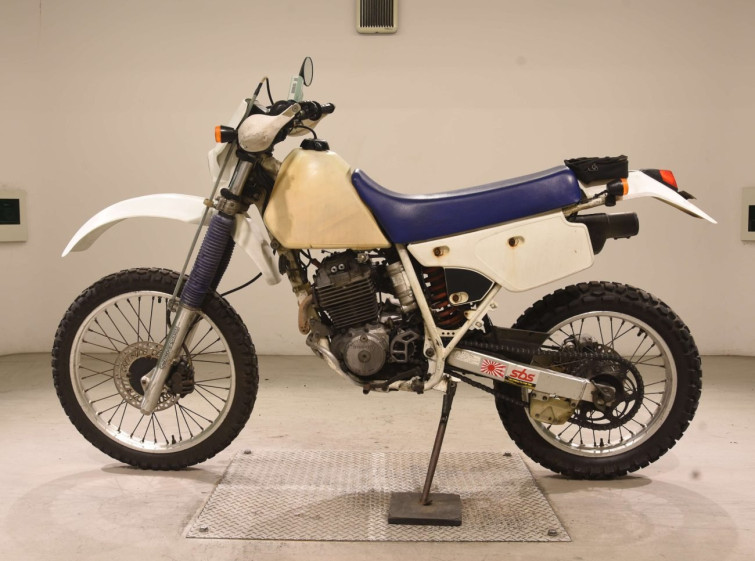 Мотоцикл Honda XR250 з пробігом 59677 km