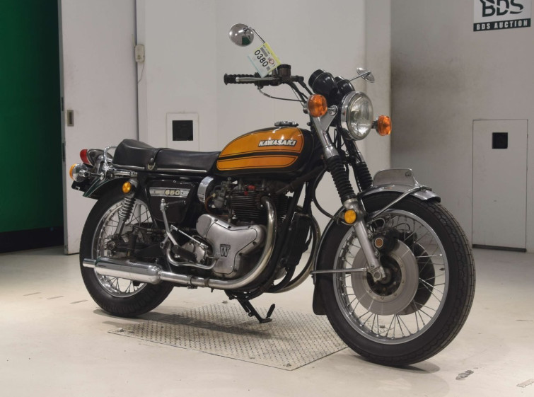 Мотоцикл Kawasaki W3 з пробігом 32998 km