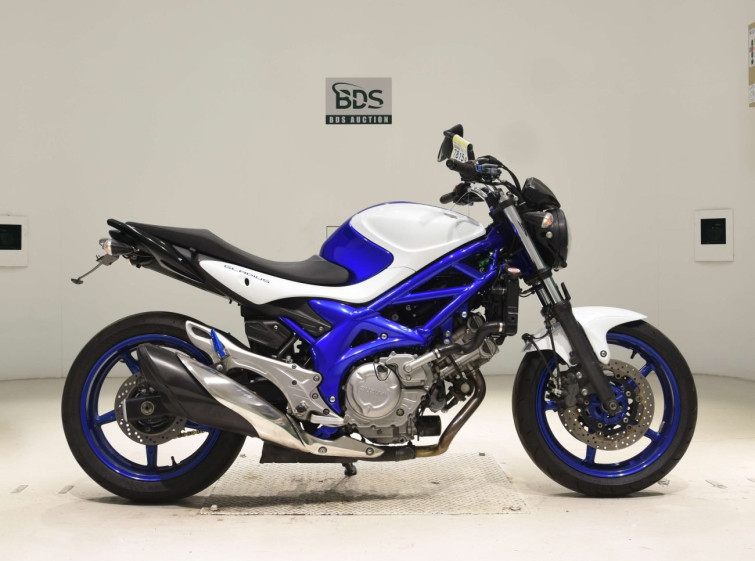 Мотоцикл Suzuki GLADIUS SFV400 с пробегом 56156 km