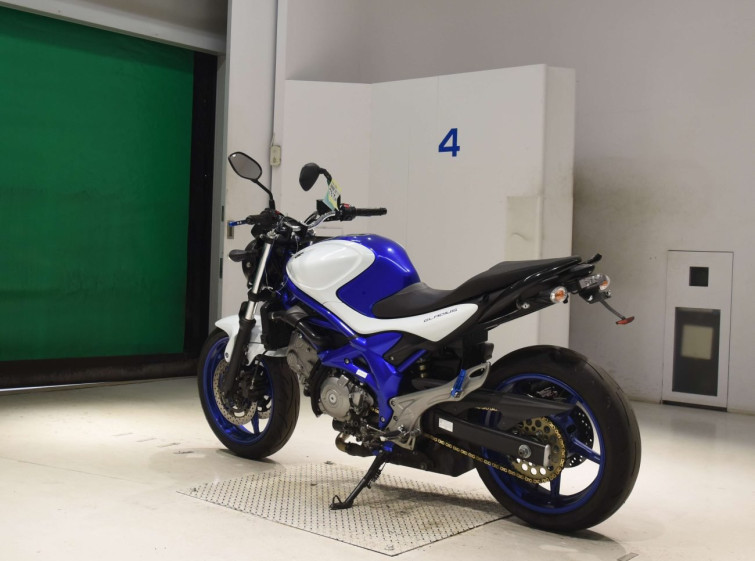 Мотоцикл Suzuki GLADIUS SFV400 с пробегом 56156 km