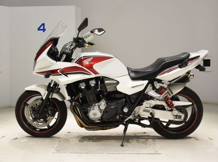 Мотоцикл Honda CB1300SF BOLDOR з пробігом 75731 km