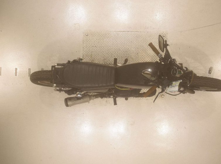 Мотоцикл Kawasaki 250TR с пробегом 8092 km