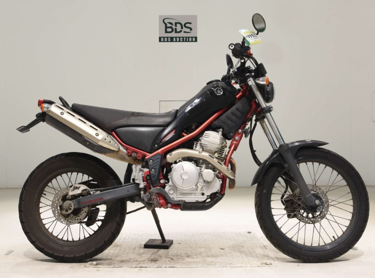 Мотоцикл Yamaha TRICKER з пробігом 27230 km