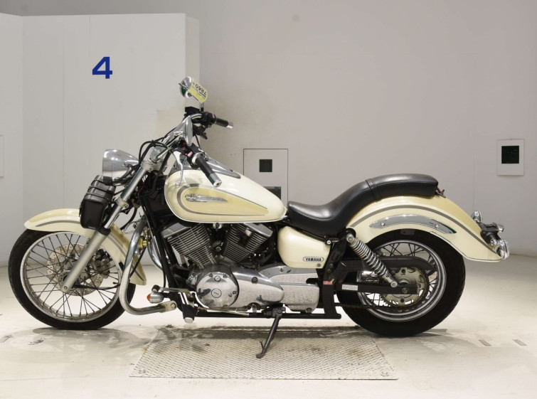 Мотоцикл Yamaha DRAGSTAR XVS250