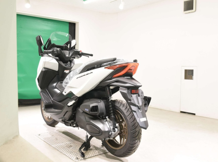 Мотоцикл Honda FORZA