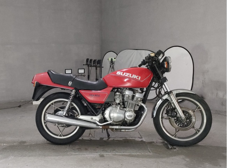 Мотоцикл Suzuki GSX400F з пробігом 18691 km
